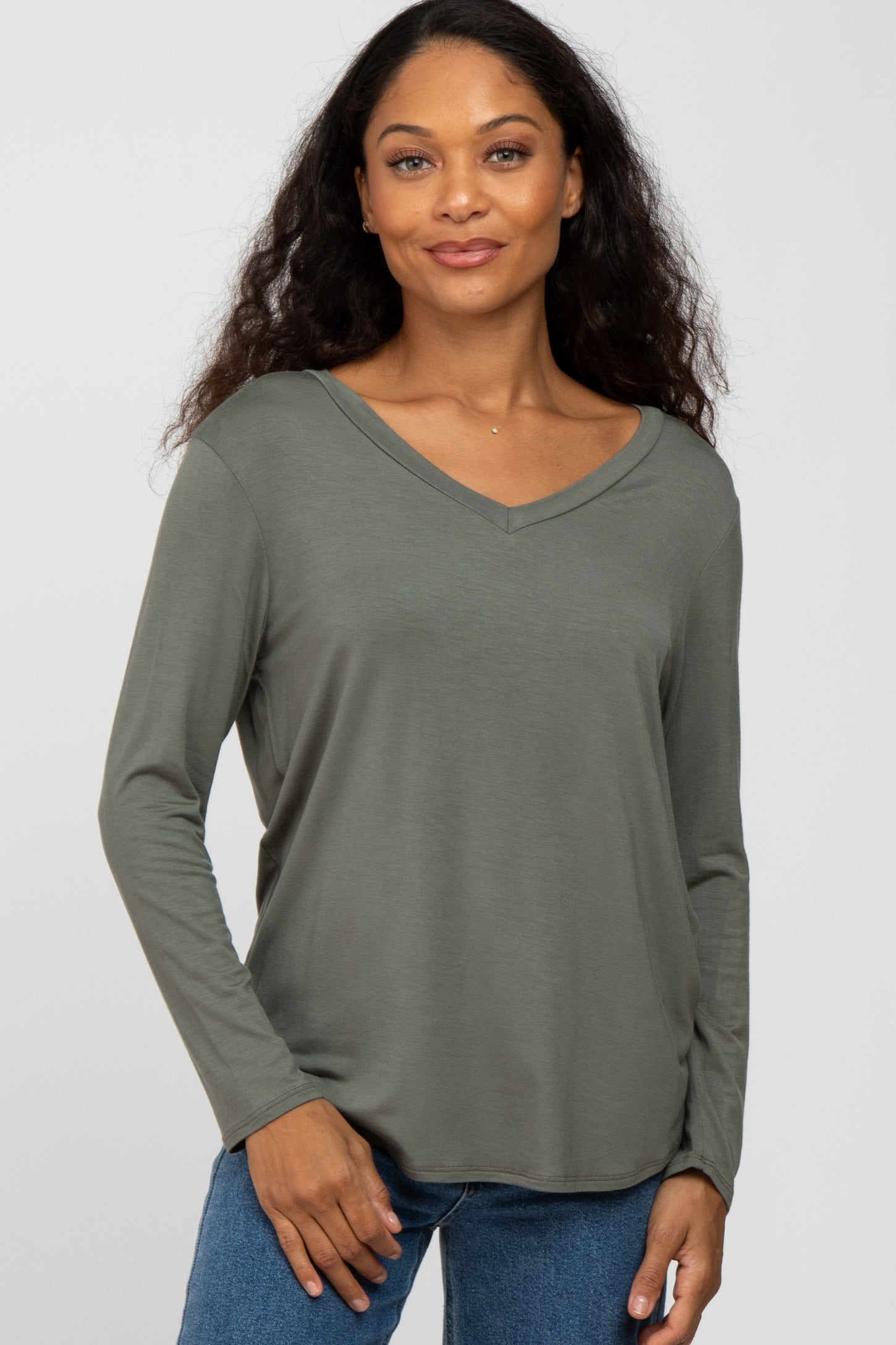 Long Sleeve V Neck Round Hem Top