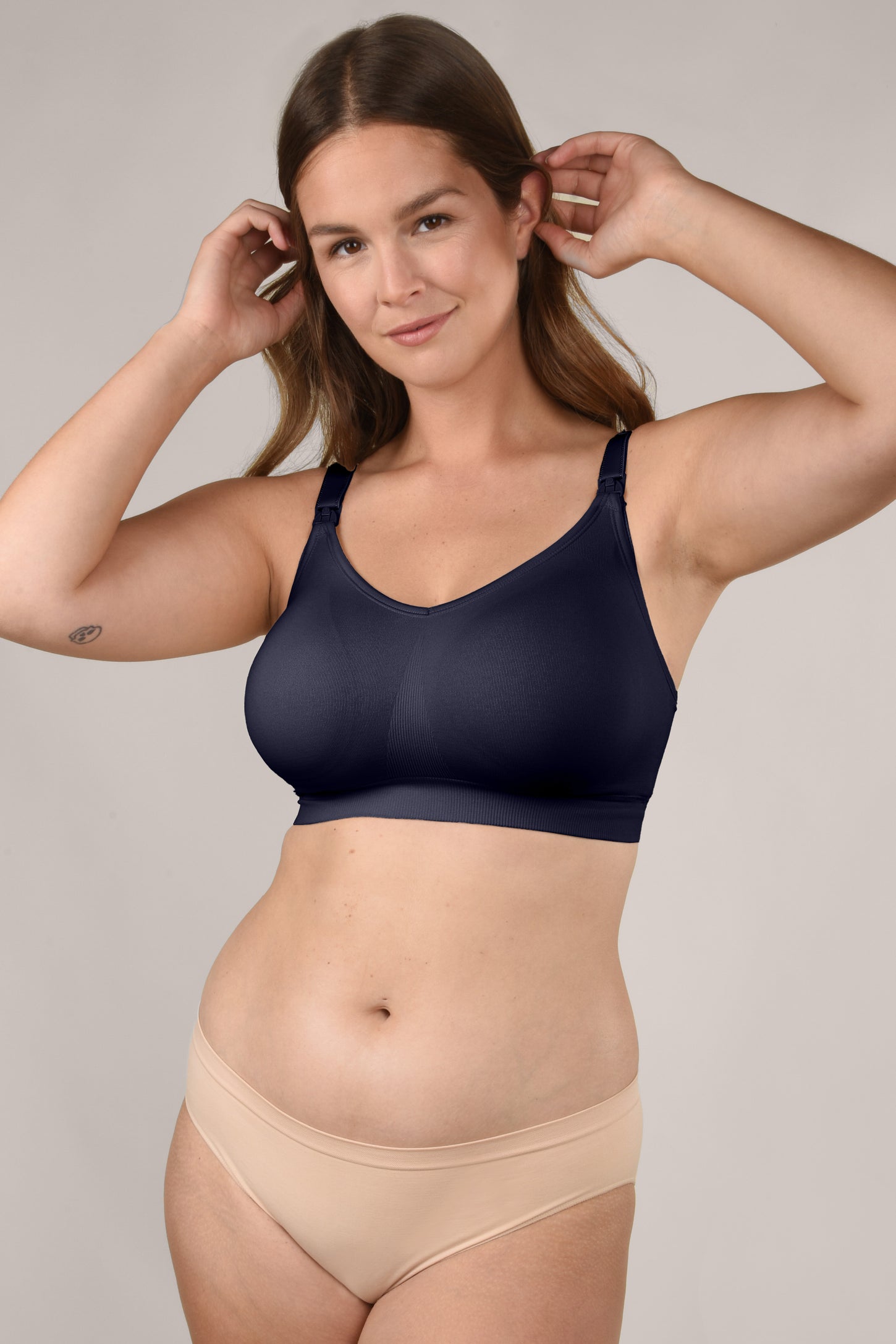 Take Charge Seamless Sweetheart Neckline Sports Bra in Olive