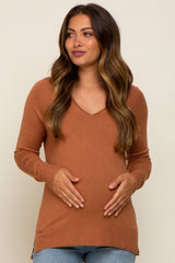 Camel Fine Knit V-Neck Side Slit Maternity Top