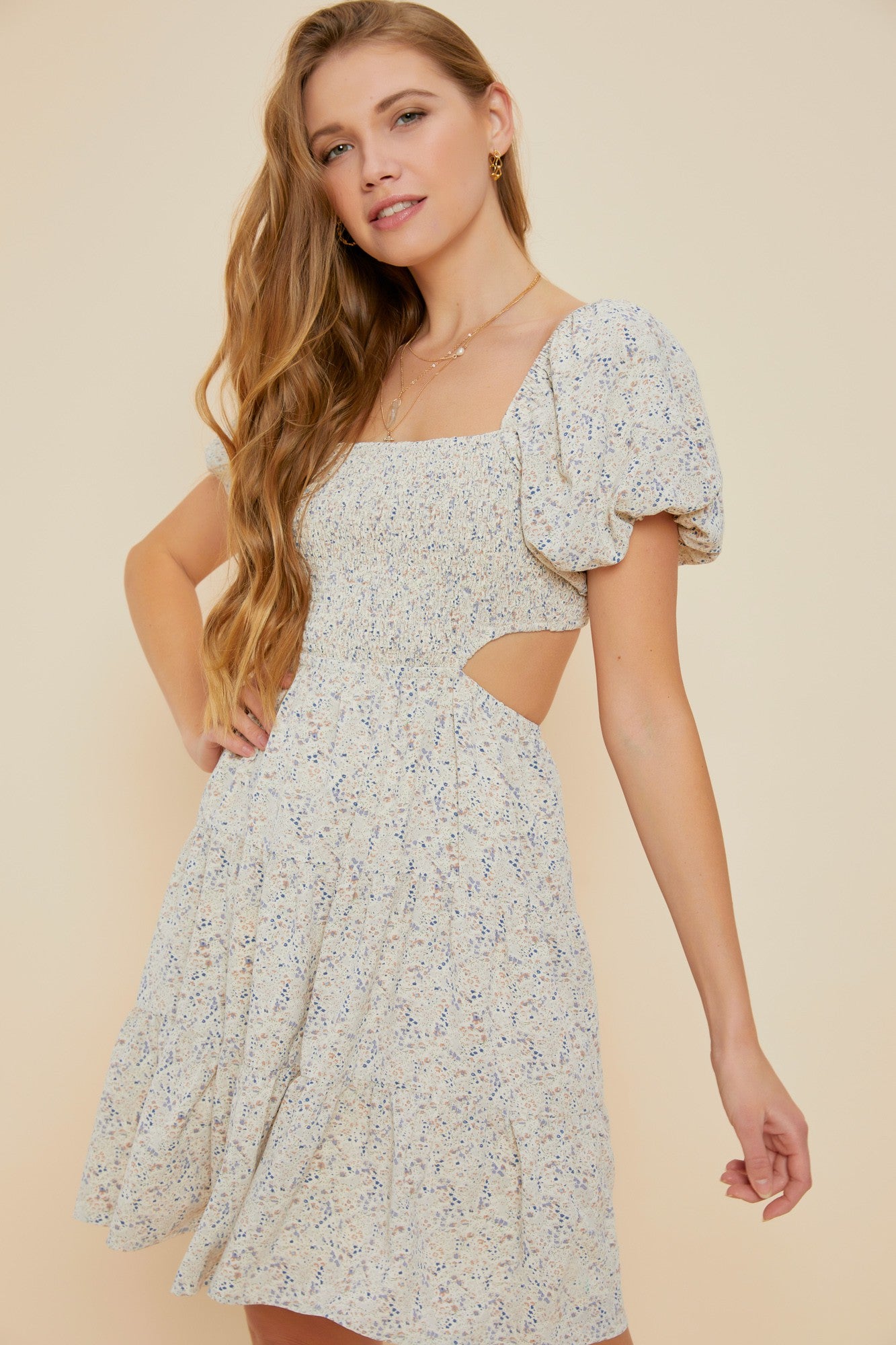 Floral dress with cut-out