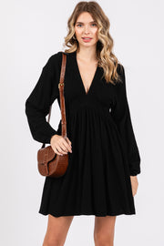 Black Linen Deep V-Neck Long Sleeve Dress